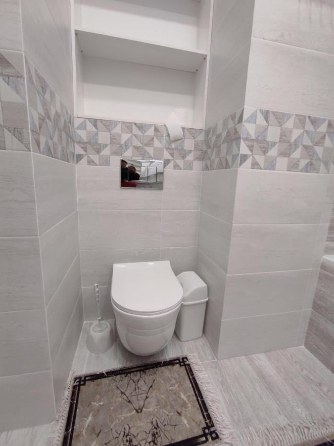 Уютная Квартира-Студия Жк Lotus Terrace Apartment Almaty Exterior photo